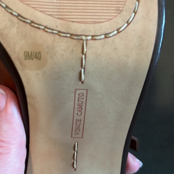Vince Camuto brown sandals - Picture 7 of 8